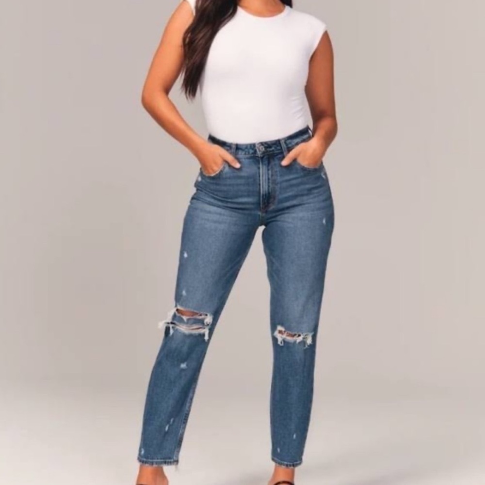 Abercrombie & Fitch | The Mom High Rise Curve Love Size 24/00R